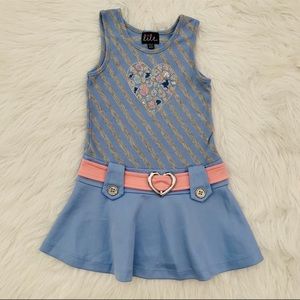 Light blue dress with a cute pink belt 4/5t